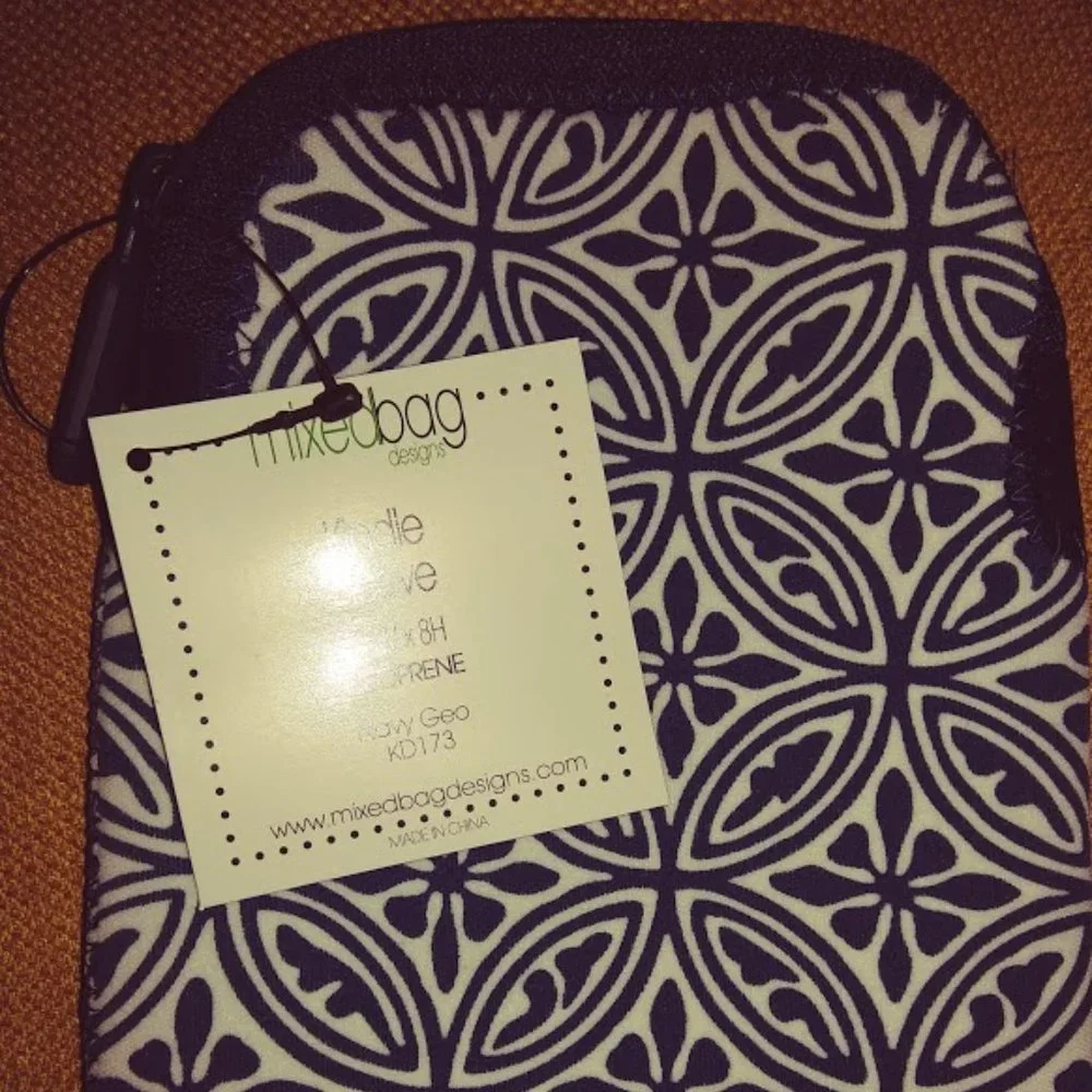 Mixed Bag Navy Geo Padded Zipped Kindle Sleeve Case